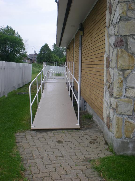 Motel Vaudreuil Luaran gambar