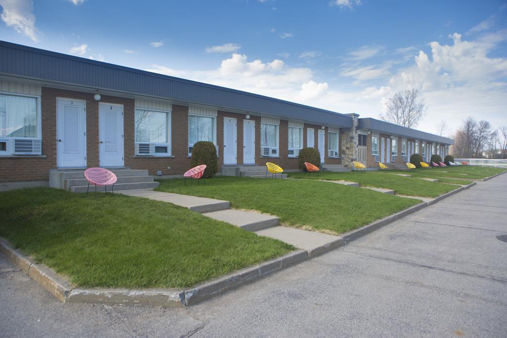 Motel Vaudreuil Luaran gambar